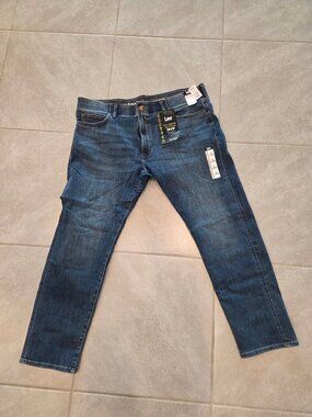 NWT - Lee Extreme Motion Blue MVP Slim Taper Jeans 42x30